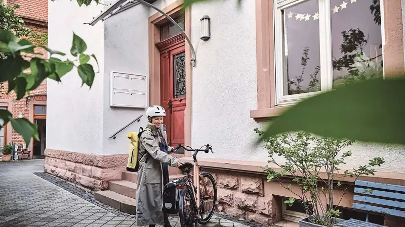 Selbstständige Pendlerin Urban Regenmantel