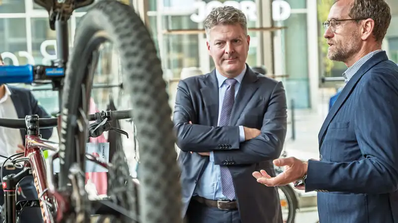 Dr. Andreas Schwab, Europaabgeordneter aus Südbaden, im Gespräch mit JobRad-Gründer Ulrich Prediger
